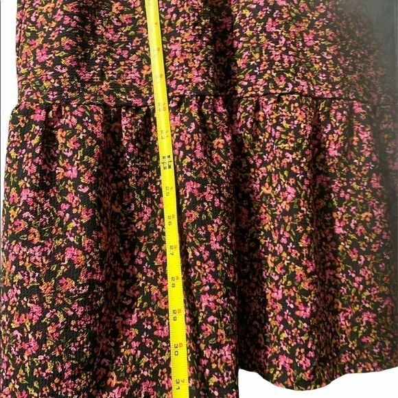 H&M Summer Dress   - Picture 6 of 7